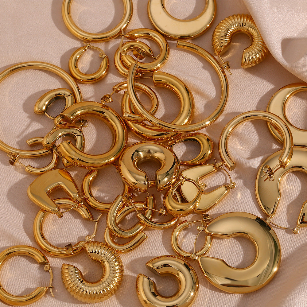 Luxe Gold  Elegant Ear Rings